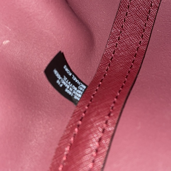 Michael Kors Jet Set Travel Bag/Tote Purse Burgundy - Picture 13 of 14